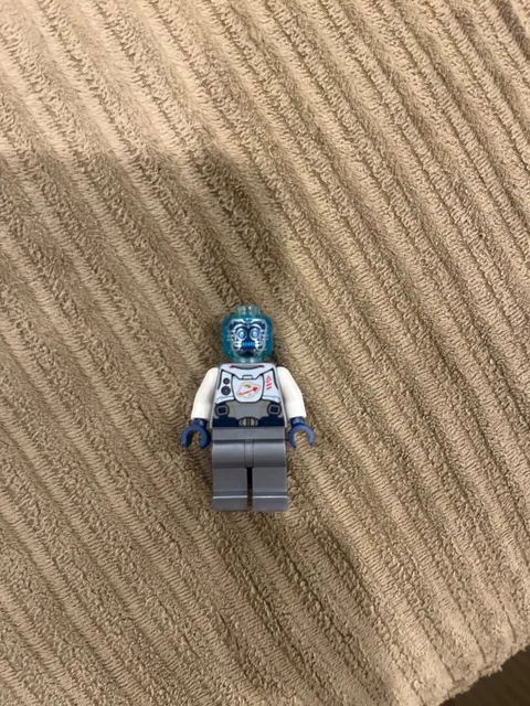 LEGO Cyber Drone Robot Town Space twn401 31111 Minifigure