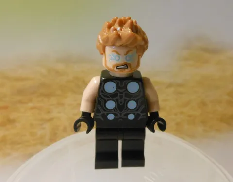 LEGO MARVEL AVENGERS INFINITY WAR 76102 Thor Red Hair sh502 2018