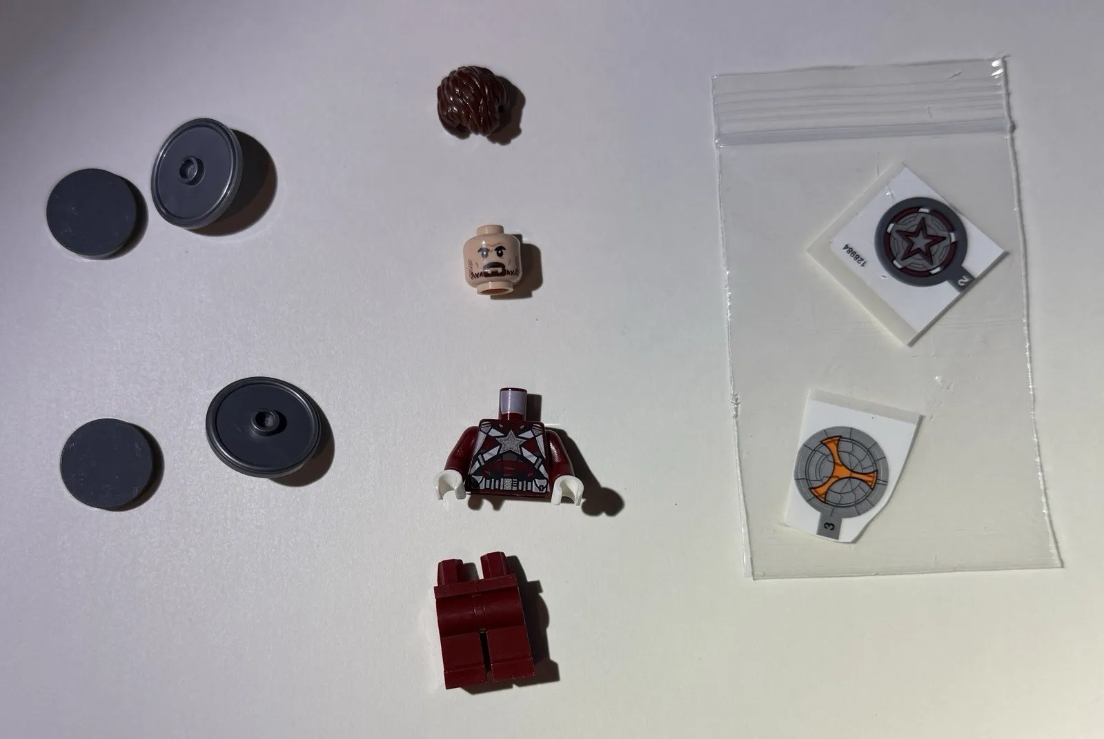 LEGO Minifigure Red Guardian Rare sh0676 77905 Never Assembled With Stickers