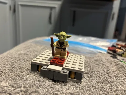 LEGO Star Wars Yoda Minifigure - Olive Green, Belt sw0906 75208 75330