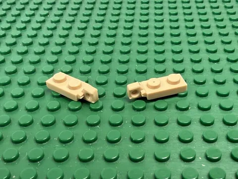 2x LEGO Tan Hinge Plate 1x2 Locking 1 Finger End Bottom Grove 4500 4482 #44301a