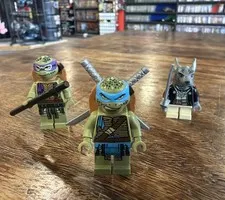LEGO TMNT Donatello, Leonardo, Splinter Mini-figures 79117 Turtle Lair Invasion