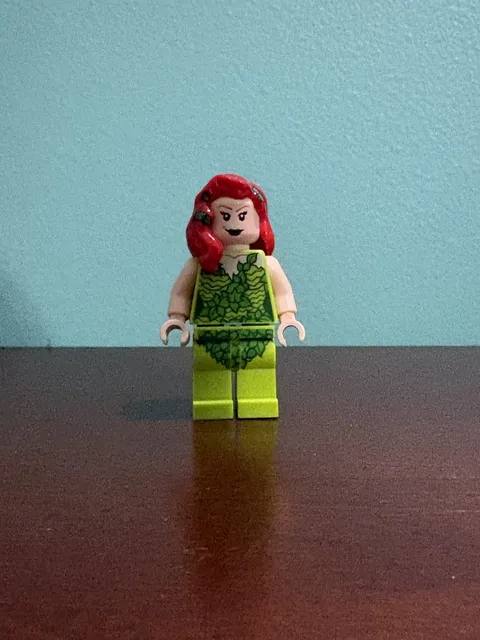 Lego Poison Ivy 10937 76035 6860 Hair Over Shoulder Super Heroes Minifigure
