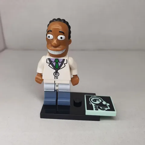 Lego Simpsons minifigure 71009 Dr. Hibbert Doctor