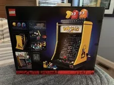 LEGO Icons PAC-MAN 10323 | Arcade Game Building Set | Brand New Sealed Set!
