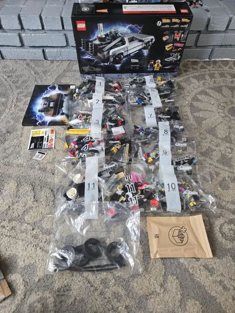 LEGO Back To The Future Delorean Time Machine #10300 (NO-BOX)