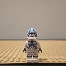 LEGO Star Wars Clone Trooper Minifigure White & Blue Armor w/ Markings