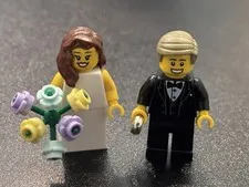 NEW LEGO Bride and Groom Minifigures – Wedding Couple with Bouquet & Ring