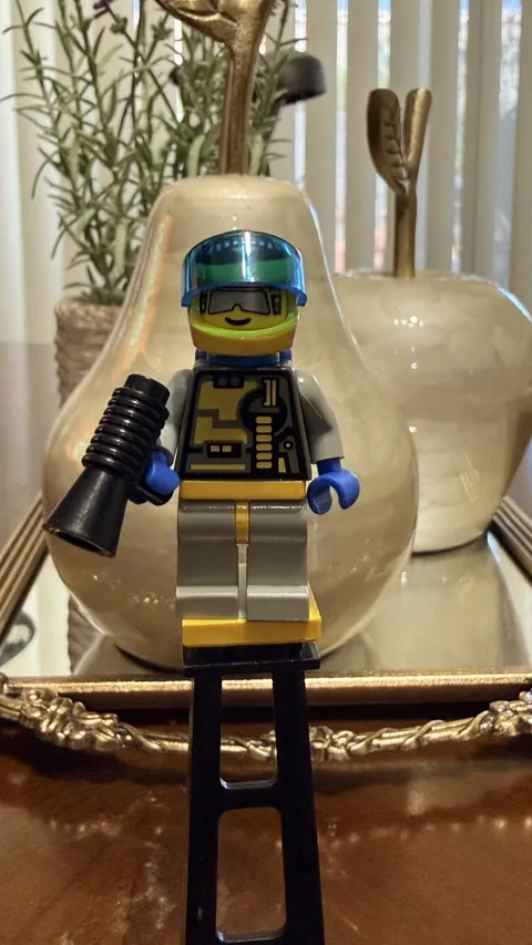Vintage LEGO Minifigure 1990s Space Unitron Chief sp049 For Sets 6991 1793 1789 