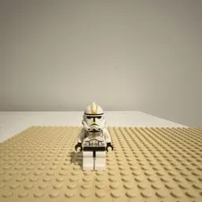 OG LEGO Star Wars Clone Trooper 327th Star Corps Minifigure w/Helmet