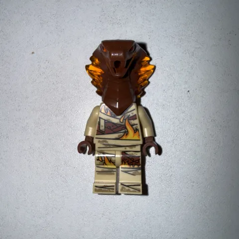 LEGO minifigure Pyro Slayer njo552 Ninjago Forbidden Spinjitzu 70674