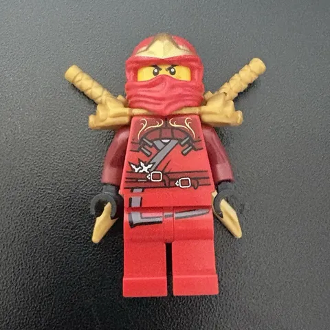 LEGO NINJAGO Kai ZX Shoulder Armor Minifigure w Golden Swords njo0032