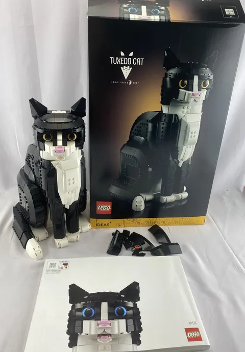 LEGO Ideas: Tuxedo Cat (21349) With Instructions Pamphlet In Original Box
