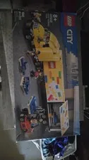 LEGO CITY: Yellow Delivery Truck (60440)