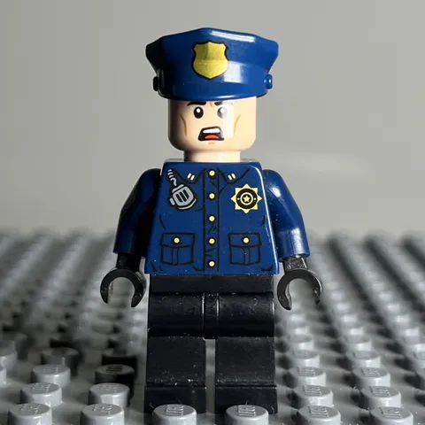 LEGO GCPD Officer Minifigure Male sh0347 70912 DC Super Heroes Lot Rare 2X