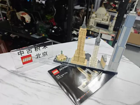LEGO 21028 Architecture New York City 501 pcs -丨With  Instruction丨No box！