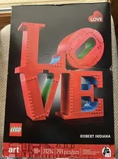Genuine LEGO ART LOVE Building Set (31214) 791 Pieces - Damaged Box (see photos)