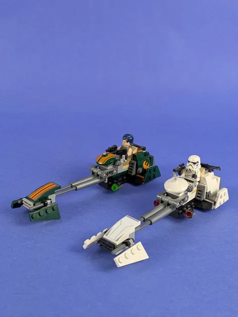 LEGO Star Wars Ezra's Speeder Bike 75090 Incomplete Set Pre-Owned