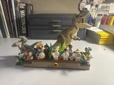 Jurassic Park Minifigure Lot / MOC Display Base 10 Figures 4 Dinosaurs Lego