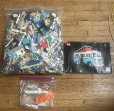 LEGO Volkswagen T2 Camper Van 10279 Complete Set W/ Instructions/Chairs
