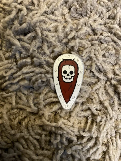 LEGO Skeleton Knight Battle Oval Shield Accessory - Fantasy Era - Castle