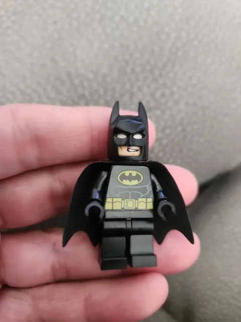 LEGO Batman black cape dual sided head minifigure 