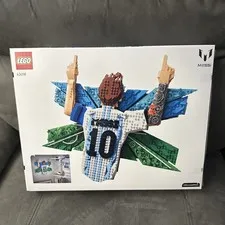 LEGO Editions Lionel Messi Celebration 43018 – 1,427 pcs – New In Box -Free Ship