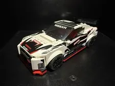 LEGO Speed Champions: Nissan GT-R NISMO - Set 76896 Near Complete