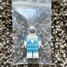 LEGO Minifigure Light Blue & White Outfit Plastic Figure in Polybag Packaging