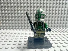 LEGO Star Wars Minifigure - 41st Elite Corps Commander Gree - SH0528