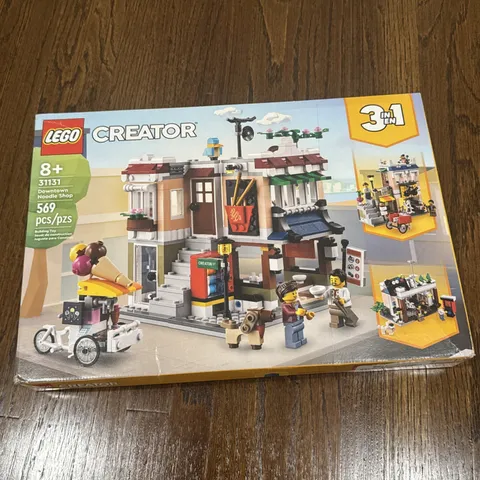 LEGO 31131 Creator 3-in-1 Downtown Noodle Shop/ Bike Shop/ Gaming Arcade Set