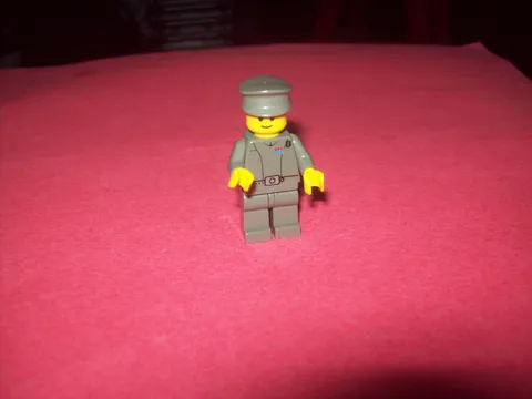 LEGO STAR WARS MINIFIGURE IMPERIAL OFIICER (Captain / Commandant / SET # 7201