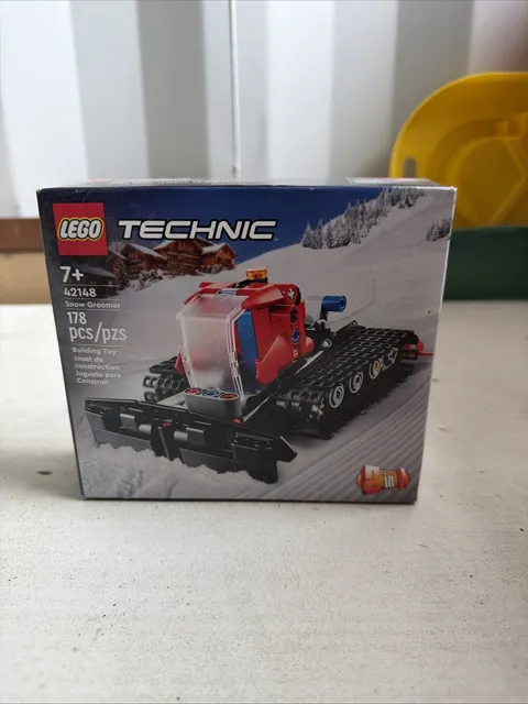 LEGO TECHNIC: Snow Groomer (42148) New Sealed