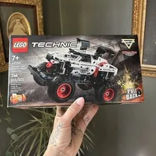 LEGO TECHNIC: Monster Jam Monster Mutt Dalmatian (42150) Brand New Unopened Box