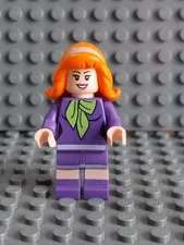 Lego 75904 - Daphne Minifigure - Used