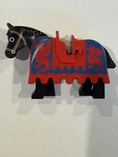 Black Lego Horse With Barding Armor Red & Blue Knights Castle Play Vintage 80s