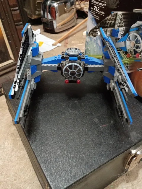 LEGO STAR WARS #6206 - Tie Interceptor 100% With Instruction Manual, No Box