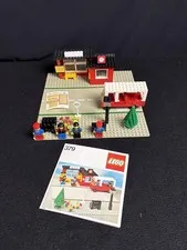 1979 LEGO 379 Classic Town Bus Station