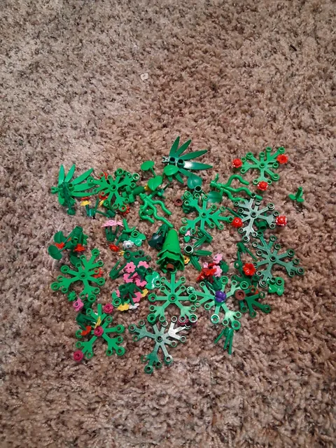 LEGO 2oz Mixed Random Green Plant Flower Botanical Parts Kids Building Bricks