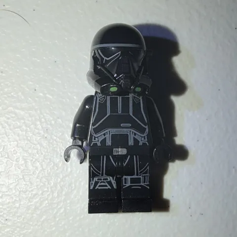 LEGO Star Wars Death Trooper w/ Helmet & Printed Armor Torso and Legs, Pre-Used