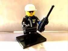 LEGO Town Classic Police Minifigure Badge Zippers White Cap  #6398 6545  G19