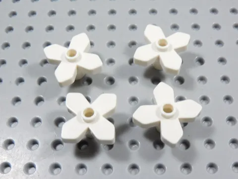 LEGO Lot of 4 White Flowers Plants w/ 4 Petals Minifig BI