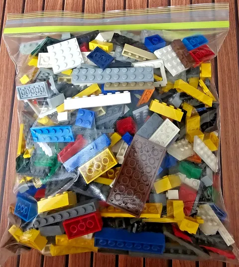 2 lbS LEGO Genuine Bulk Lot Only Bricks & Plates Mixed Colors Sizes