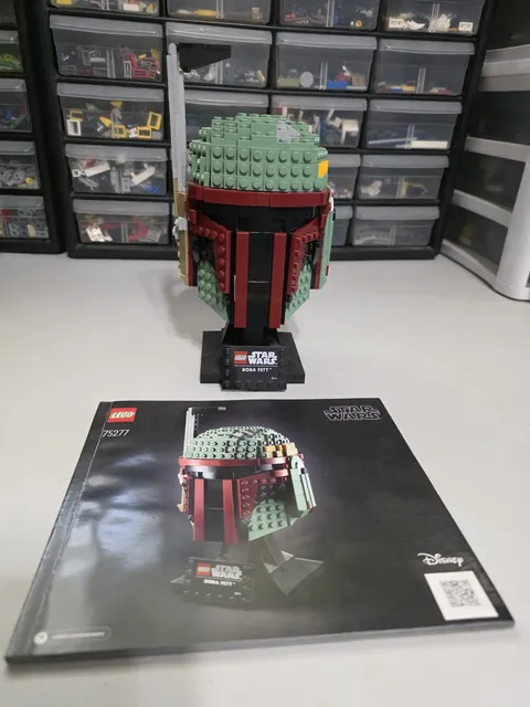 LEGO 75277 Star Wars Boba Fett Helmet Complete w / Manual And Instructions 