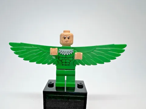 LEGO Marvel Minifigure - Vulture Green Costume Falcon Wings - SH0285 SET 76059