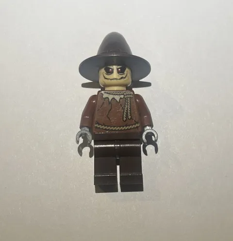 Lego Super Heroes Scarecrow minifigure from set 10937 Authentic