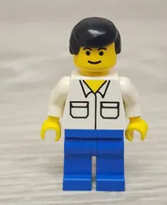 Lego Town trn105 Shirt with 2 Pockets Blue Legs Black Male Hair Minifigure