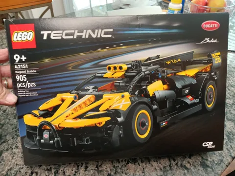 LEGO Technic Bugatti Bolide Set 42151 905 pcs