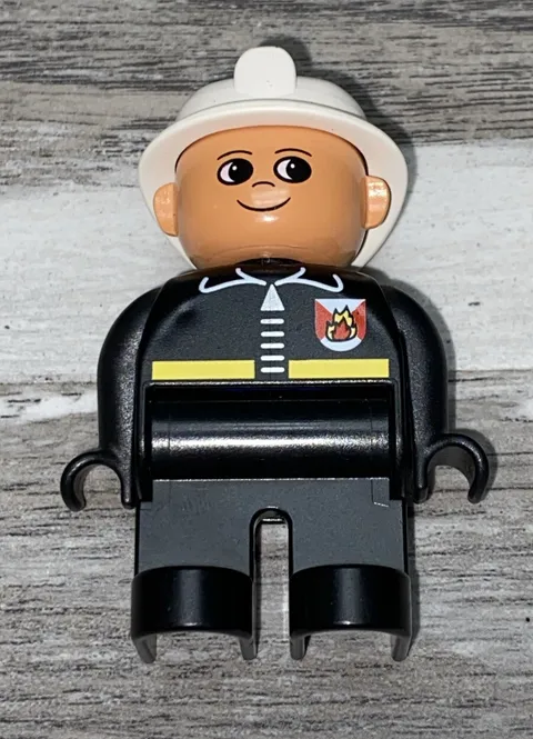 Lego Duplo FIREFIGHTER FIRE CHIEF FIREMAN FIRETRUCK DRIVER