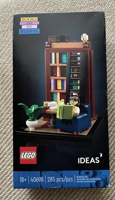 LEGO 40698 Books Are My Passion 285pcs - NEW Sealed - minor box creases 